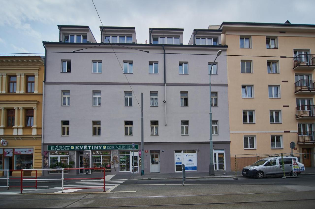 Nice Home To Stay At Prague Close To Castle With Terrace And Garden Exterior foto