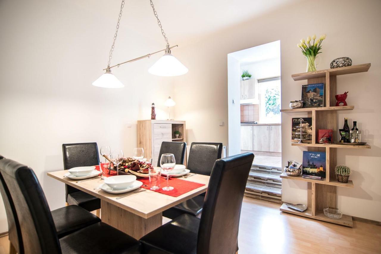 Nice Home To Stay At Prague Close To Castle With Terrace And Garden Cameră foto